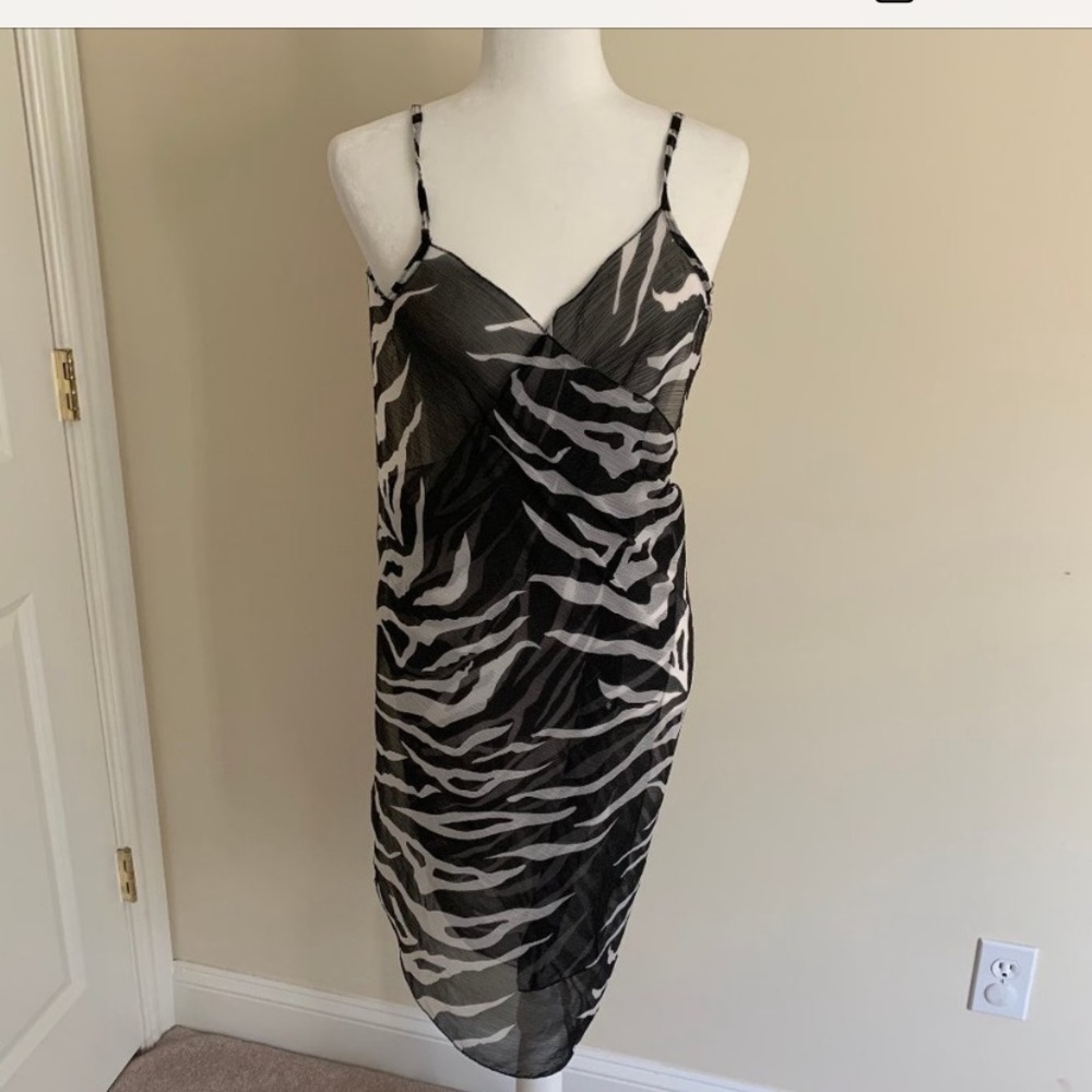 Venus Zebra Stripe Wrap-around Sarong Dress S